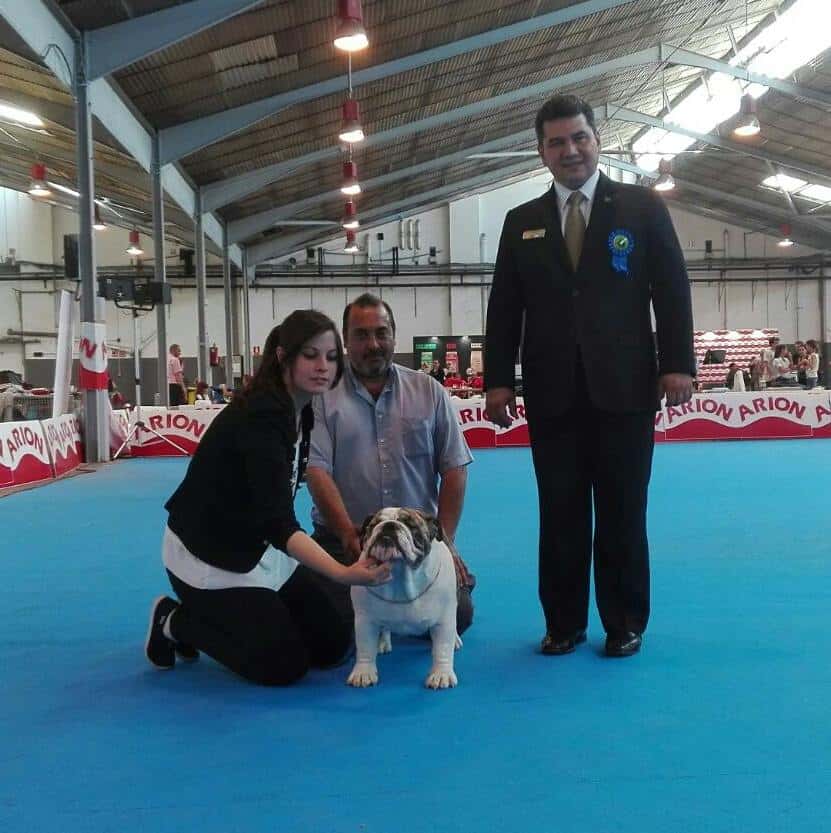 Gerson Ayala Juez Bulldog con ganador